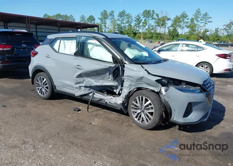 2023 Nissan Kicks Sr Xtronic Cvt from USA, damaged, VIN 3N1CP5DV8PL540482